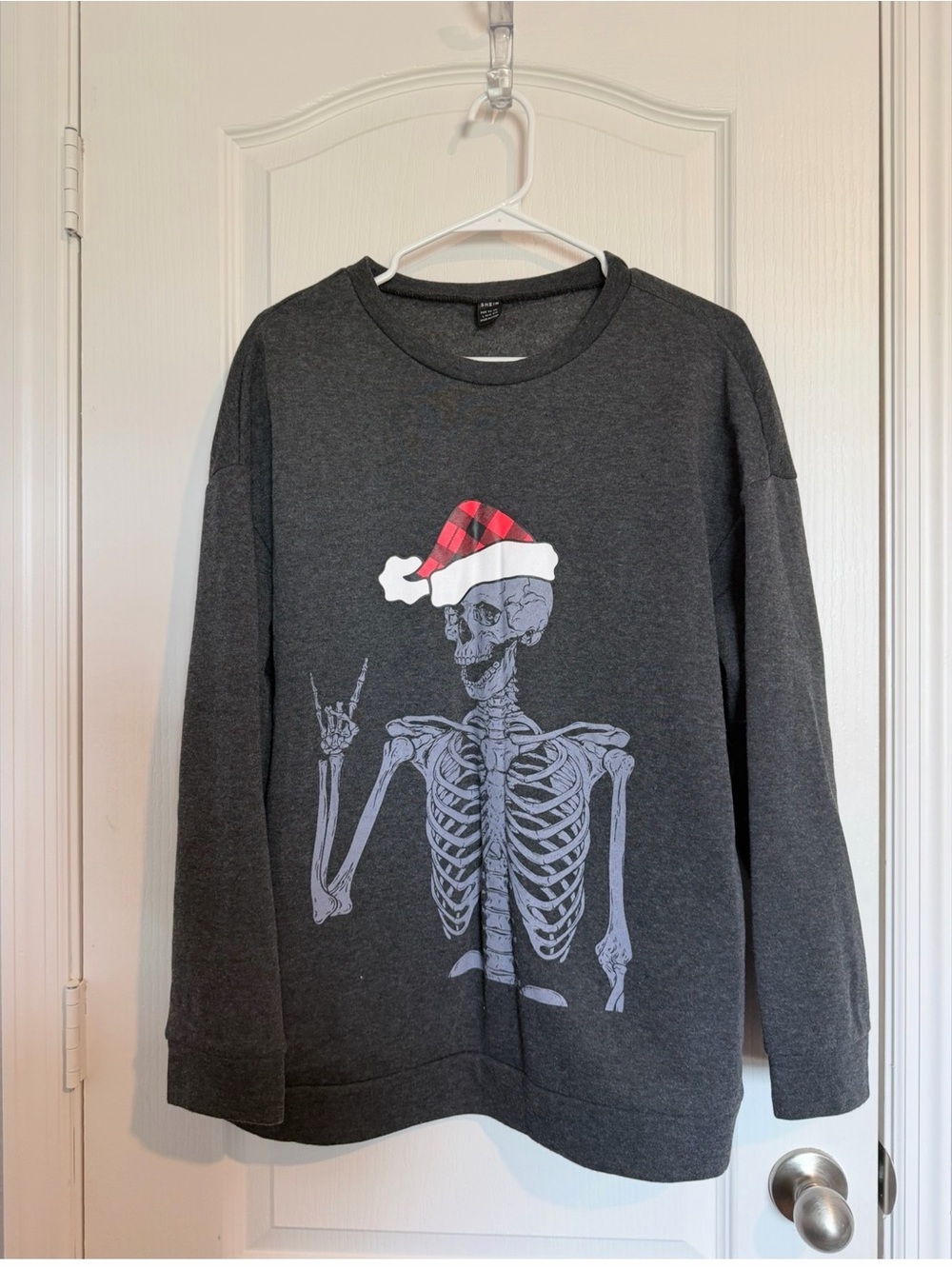 Charcoal Graphic Skeleton Sweatshirt - Holiday Plaid Hat